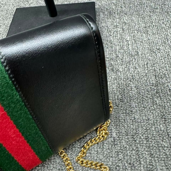 100% Authentic Gucci Rajah Leather Crossbody Bag - Picture 11 of 14